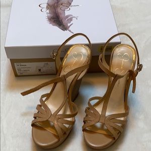 Jessica Simpson Buff/Nude Wedge Sz 9 M